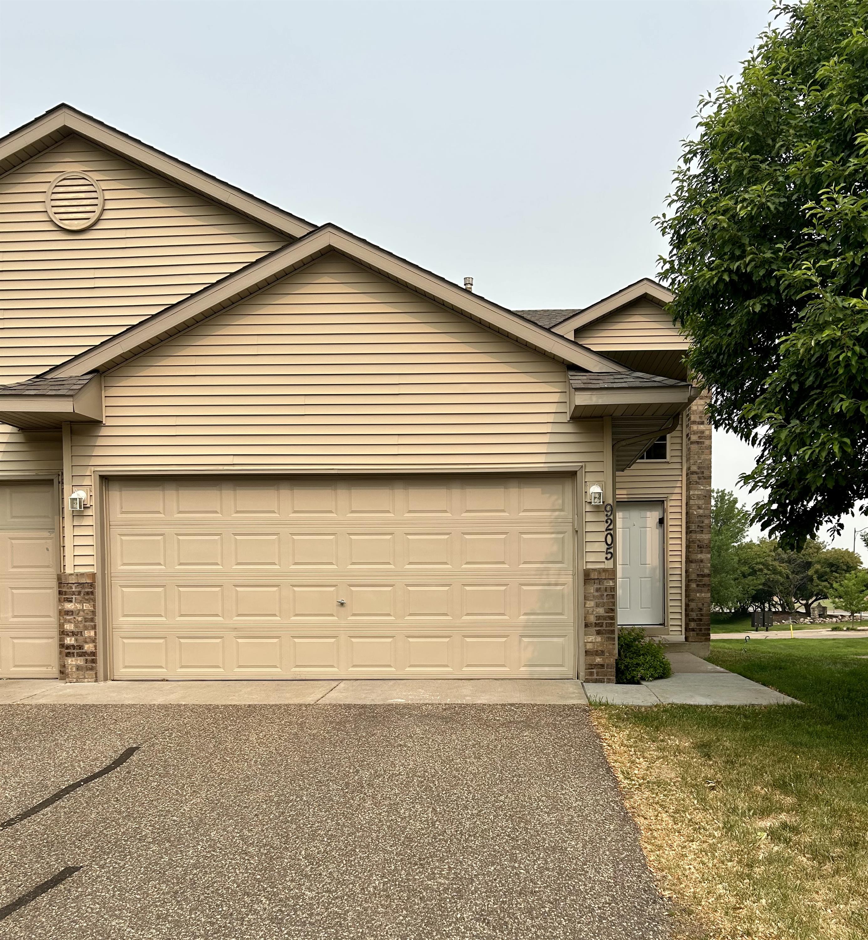 9205 Orchard Circle